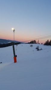 stožiar zjazdovka osvetlenie lyžiarskej zjazdovky