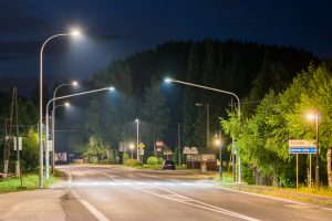 LED úsporné moderné verejné osvetlenie mesta obce Liptovská Osada