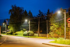 LED úsporné moderné verejné osvetlenie mesta obce Nováky